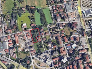 Appartamento in Vendita a Busto Arsizio, 800'000€, 3100 m²