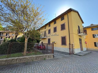 Rustico in Vendita a Carimate, 145'000€, 360 m²