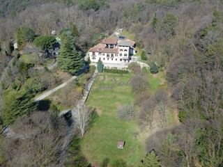 Appartamento in Vendita a Como, 2'800'000€, 1100 m²