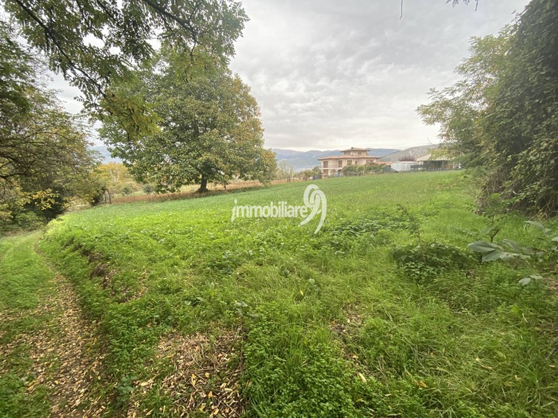 Terreno edificabile in Vendita a Ocre, 50'000&euro;, 745 m²