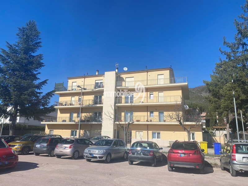 Quadrilocale in Vendita a L'Aquila, 155'000&euro;, 115 m²