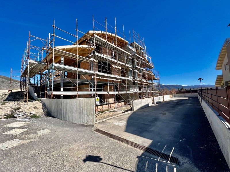 Villetta a schiera in Vendita a L'Aquila, 320'000&euro;, 178 m², con Box