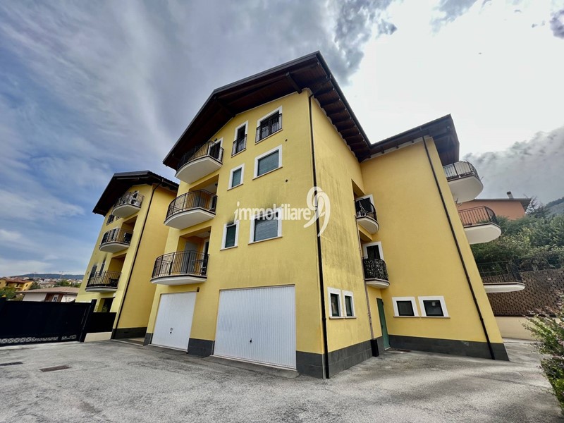 Trilocale in Vendita a L'Aquila, 76'000&euro;, 63 m²