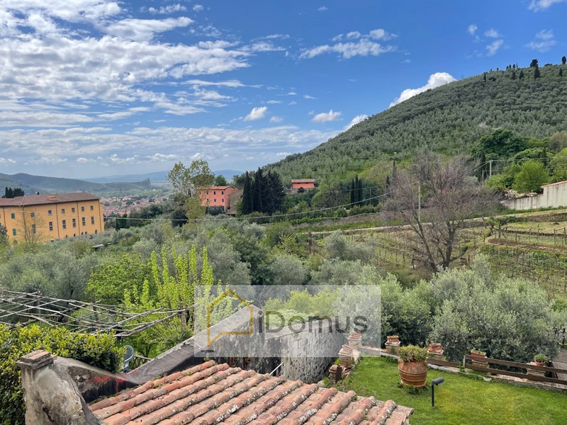 Villetta a schiera in Vendita a Calci, 275'000€, 226 m²