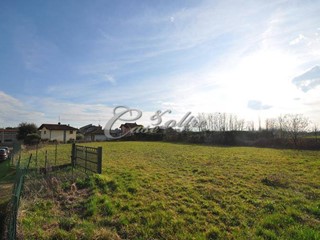 Terreno edificabile in Vendita a Cermenate, 300'000€, 1550 m²
