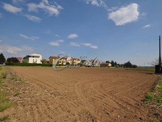 Terreno edificabile in Vendita a Cermenate, 240'000€, 3110 m²