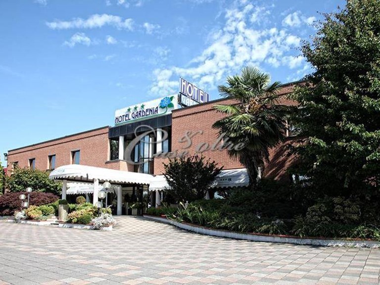 Appartamento in Vendita a Cermenate, 1'500'000€, 2000 m²