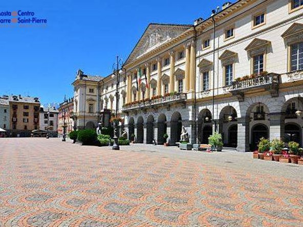 Attività commerciale in Vendita a Aosta, 90 m²