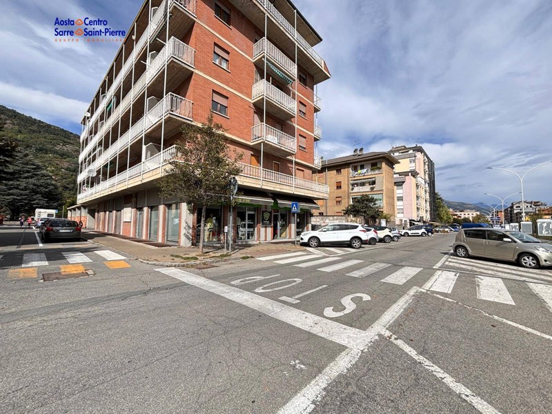 Box in Vendita a Aosta, 25'000&euro;, 22 m²
