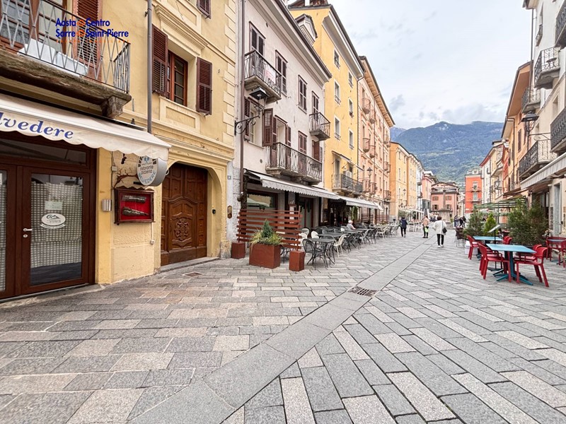 Trilocale in Vendita a Aosta, 220'000&euro;, 48 m²