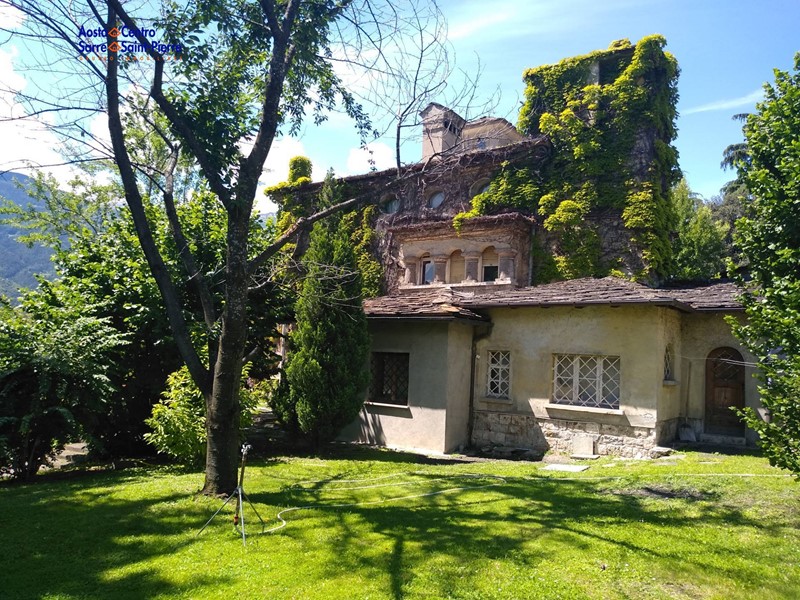 Villa in Vendita a Aosta, 2'000'000&euro;, 763 m²