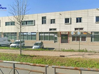 Immobile commerciale in Affitto a Aosta, 1'000&euro;, 175 m²