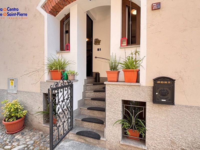 Trilocale in Vendita a Aosta, 250'000&euro;, 78 m²