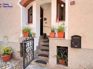 Trilocale in Vendita a Aosta, 250'000&euro;, 78 m²