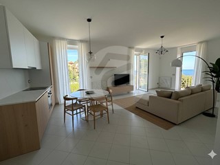 Appartamento in Vendita a Alassio, 191 m²