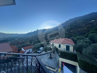 Trilocale in Vendita a Alassio, 210'000€, 65 m²