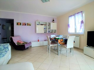 Casa Semi Indipendente in Vendita a Camporosso, 570'000€, 185 m²