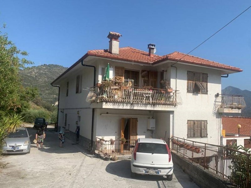 Appartamento in Vendita a Ventimiglia, 290'000€, 100 m²