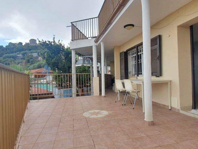 Trilocale in Vendita a Ventimiglia, 100'000€, 50 m²
