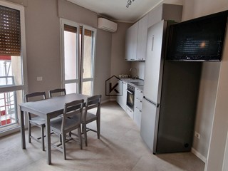 Monolocale in Affitto a Milano, 1'100€, 43 m²