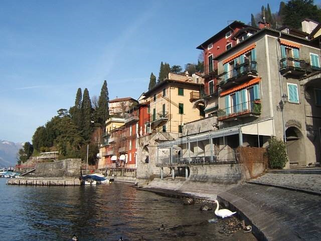 Bilocale in Affitto a Varenna, 650€, 60 m²