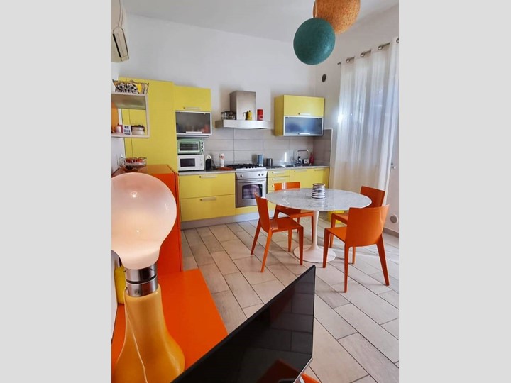 Trilocale in Vendita a Viareggio, 210'000€, 50 m²