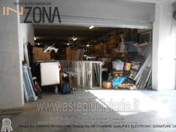 Box in Vendita a Teramo, 41'935€, 355 m²