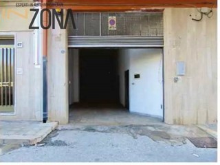 Box in Vendita a Manfredonia, 17'049€, 26 m²