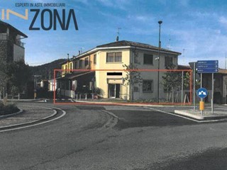 Immobile commerciale in Vendita a Erbusco, 134'229€, 399 m²