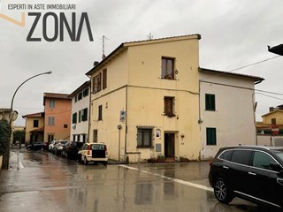 Trilocale in Vendita a Signa, 144'000€, 88 m²