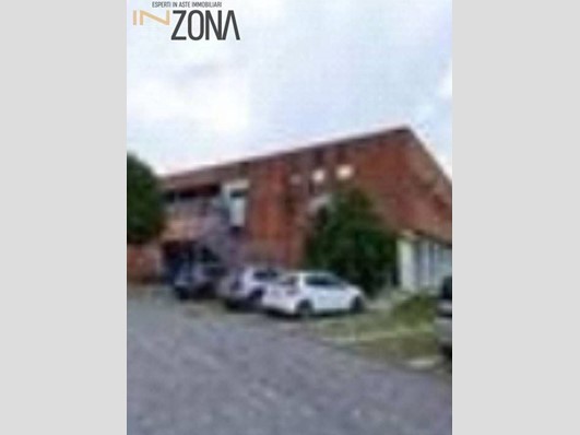 Ufficio in Vendita a Verano Brianza, 26'800€, 112 m²