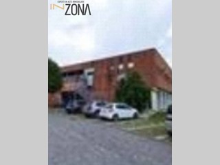 Ufficio in Vendita a Verano Brianza, 26'800€, 112 m²