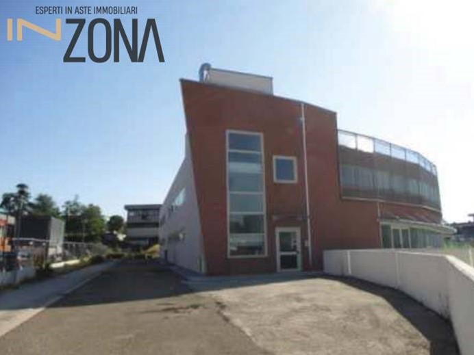 Ufficio in Vendita a Barberino di Mugello, 17'136€, 33 m²