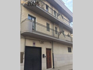 Appartamento in Vendita a Cerignola, 94'500€, 161 m²