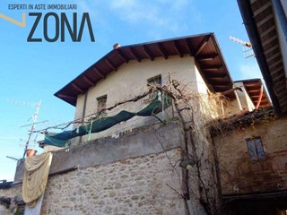 Quadrilocale in Vendita a Folignano, 37'440€, 210 m²