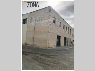 Magazzino in Vendita a Città Sant'Angelo, 914'994€, 2120 m²