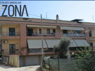 Trilocale in Vendita a Collecorvino, 53'437€, 92 m²
