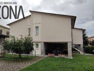 Appartamento in Vendita a Fucecchio, 378'750€, 337 m²