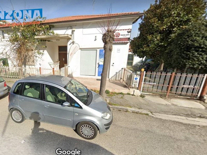 Quadrilocale in Vendita a Martinsicuro, 114'444€, 299 m²
