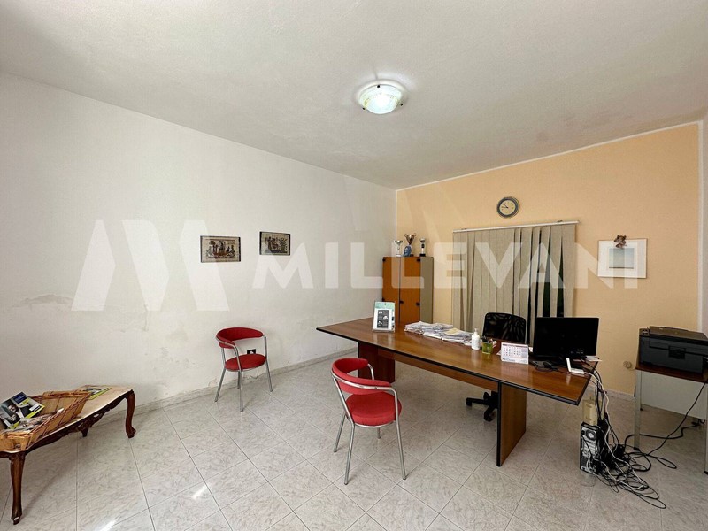 Casa Indipendente in Vendita a Pozzallo, 50'000€, 65 m²