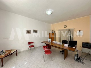 Casa Indipendente in Vendita a Pozzallo, 50'000€, 65 m²