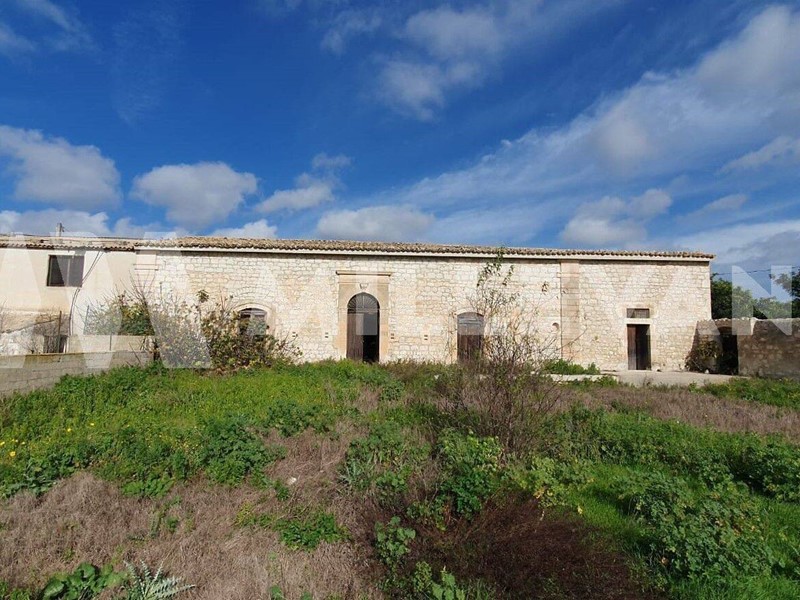 Rustico in Vendita a Scicli, 700'000€, 1000 m²