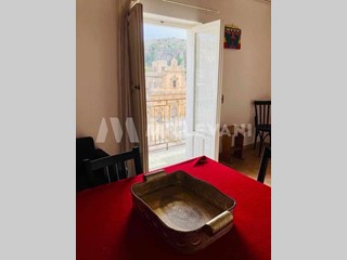 Casa Indipendente in Vendita a Modica, 100'000€, 100 m²