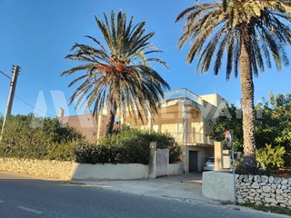 Villa in Vendita a Scicli, 210'000€, 110 m²