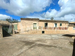 Rustico in Vendita a Scicli, 125'000€, 120 m²