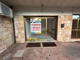 Immobile commerciale in Vendita a Chieti, 80'000€, 90 m²