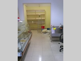 Attività commerciale in Affitto a San Miniato, 400€, 43 m²