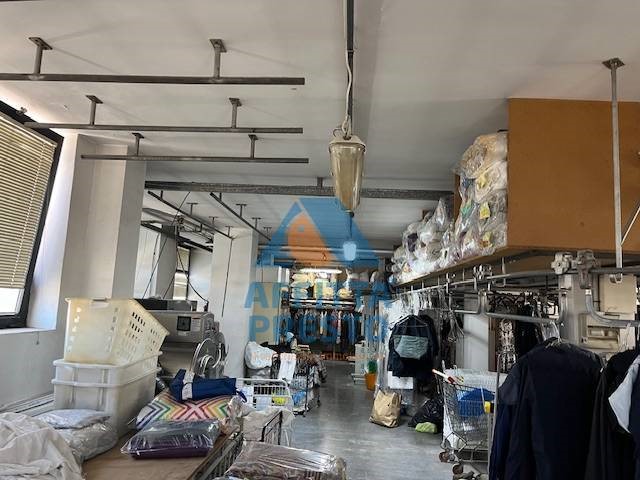 Attività commerciale in Vendita a Empoli, 400 m²