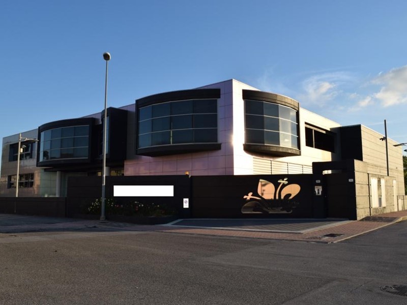 Capannone in Affitto a Empoli, 5000 m²