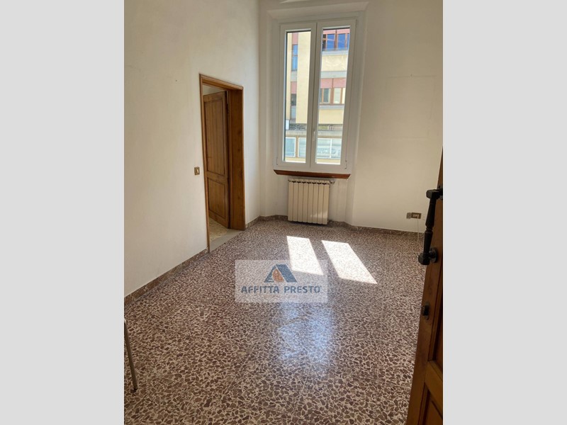 Ufficio in Affitto a Empoli, 500&euro;, 20 m²